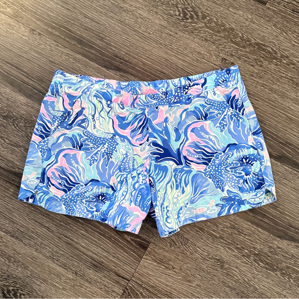 Lilly Pulitzer Blue and Pink Women's Shorts ocean view
